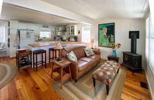 Wells House | Exceptional Views from this Farmhouse!