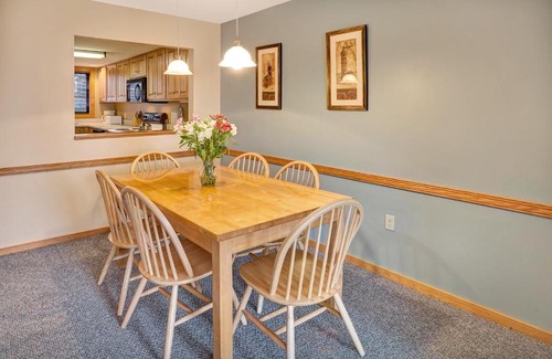 Central Vermont- Killington House | Highridge Condominium Unit B14