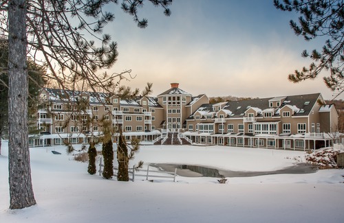 Brownsville Hotel | Holiday Inn Club Vacations Mount Ascutney Resort, an Ihg Hotel