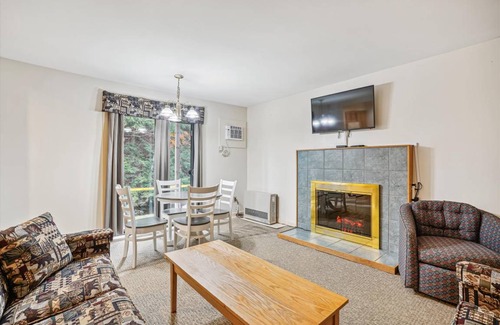 West Bridgewater Hotel | Hotel ∙ 1 bedroom ∙ 8 guests