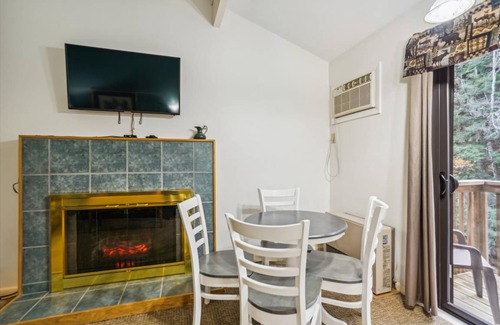 West Bridgewater Hotel | Hotel ∙ 1 bedroom ∙ 8 guests
