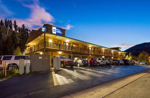 Red River Hotel | Hotel ∙ 127 guests