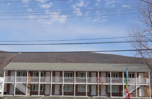 Adams Hotel | Hotel ∙ 4 guests