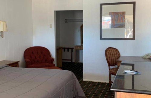 Raton Hotel | Hotel ∙ 6 guests