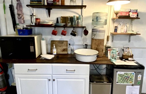 Shepherdstown House | House ∙ 1 bedroom ∙ 2 guests
