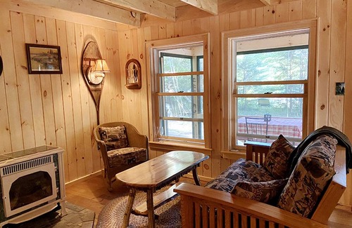 Hopkinton House | House ∙ 1 bedroom ∙ 4 guests