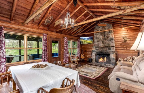 St Croix Falls House | House ∙ 2 bedrooms ∙ 5 guests