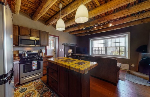 Taos House | House ∙ 2 bedrooms ∙ 8 guests
