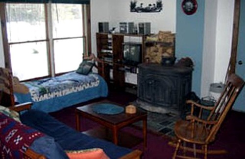 Saranac Lake House | House ∙ 2 bedrooms ∙ 6 guests