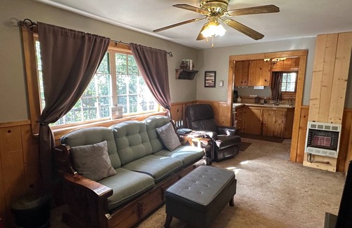 Red River House | House ∙ 2 bedrooms ∙ 4 guests
