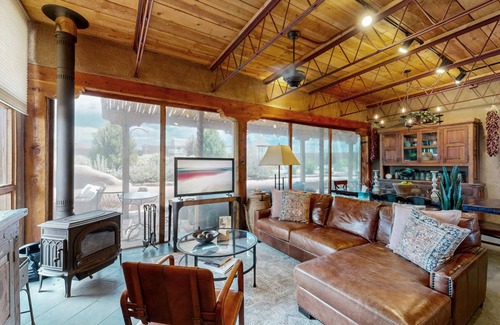 Taos House | House ∙ 3 bedrooms ∙ 6 guests
