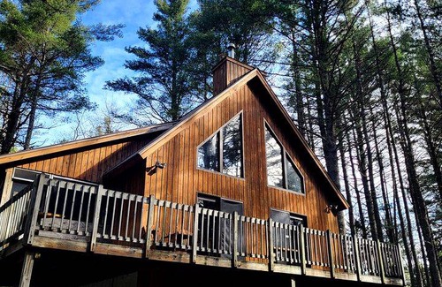 Meacham House | House ∙ 3 bedrooms ∙ 8 guests