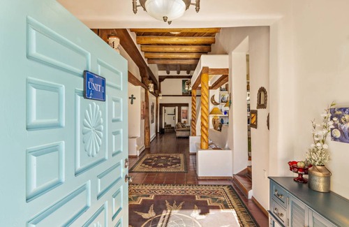 Canoncito House | House ∙ 7 bedrooms ∙ 22 guests