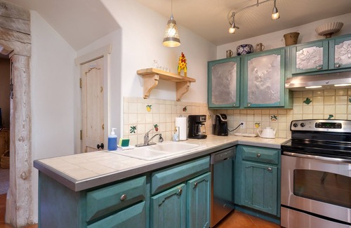 South Capitol Condo | Las Brisas 31 | Fireplace, Patio, Near Downtown!