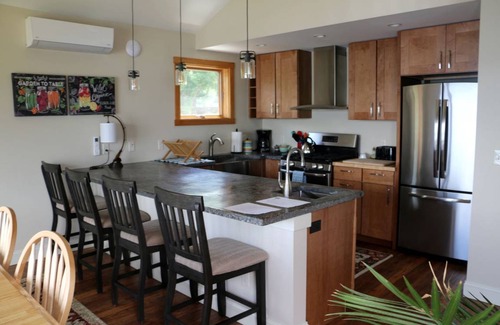 Malletts Bay Cabin | Lodge ∙ 1 bedroom ∙ 4 guests