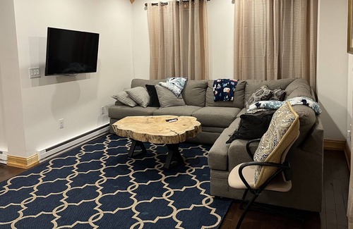 Hillcrest Other | Lodge Imman