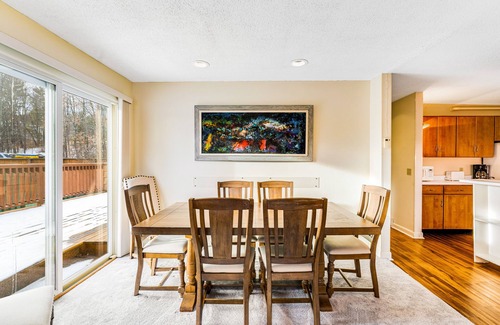 Stowe Area Condo | Lovely mountain home w/shared hot tub & pool, washer/dryer, free WiFi, fireplace
