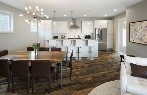 Mound House | MINNeSTAY* Lakefront Luxury