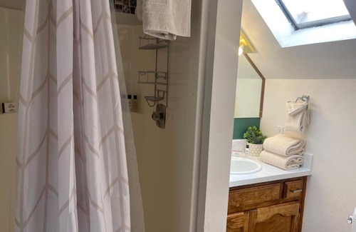 Red River House | Mountain Beauty With High Speed Wifi