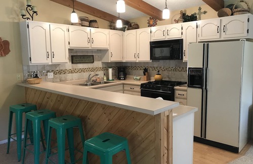 Angel Fire House | On Golf Course, 4 Bedrooms, 3 bathrooms, Sleeps 10