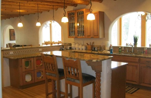 Taos Villa | Presidential Grand Villa In The Taos Canyon- Taos, New Mexico