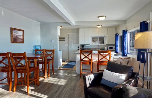 Isle Cabin | Private Beach on Lake Sleeps 17: Two Cabins, Kayaks, Docks, & Firepits
