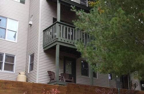 Lake Placid House | Quiet Setting In Close Proximity To Downtown Lake Placid And Area Activities. n