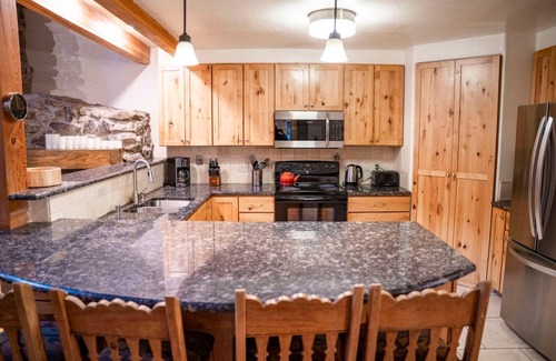 Taos Ski Valley House | Reed Home - Spacious home on .5 acres with stone fireplace, 5-minute walk to bas