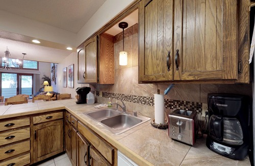 Angel Fire Condo | Relax in mountain view condo with nordic skiing and tubing nearby