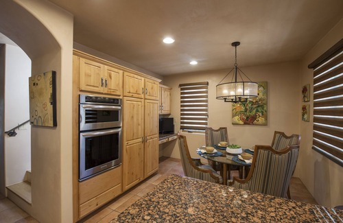Downtown Santa Fe Condo | Santa Fe Downtown Corner Courtyard, 3 Blocks from the Plaza, walk to everything