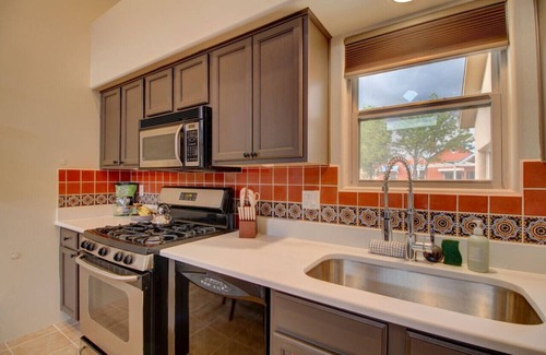 Santa Fe House | Santa Fe Home|Private Yard|Great for Groups