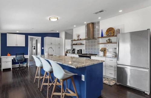 Cerrillos House | Scenic Solitude in the Ortiz Mountains
