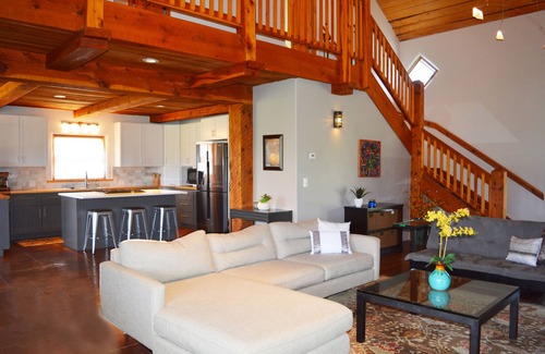 Taos House | Spacious 3 Master Bedroom/Great Views/Hot Tub