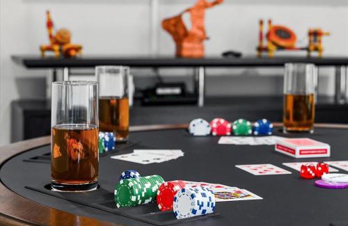 White Plains House | Spacious 6BR Getaway Game Room Firepit NYC