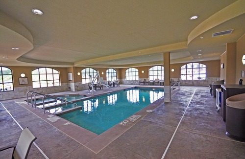 Altoona Hotel | Staybridge Suites Eau Claire - Altoona, an IHG Hotel