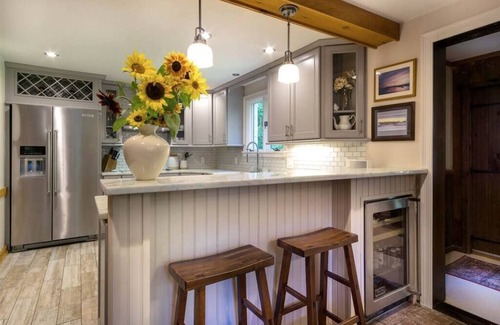 Killington House | The Doe House - HOT TUB, 4BR