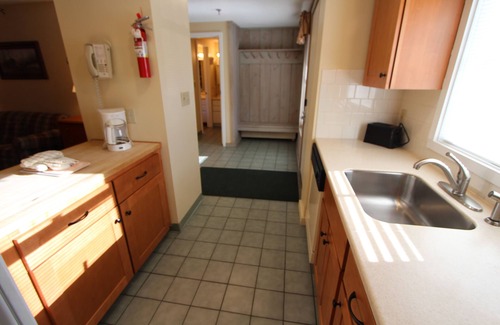 Lincoln Apartment | The Village of Loon Mountain