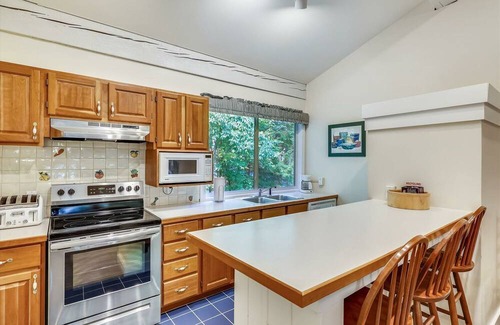 Stowe Area House | Tollhouse 16B - Year-round outdoor lover's paradise!