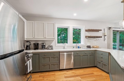 Stowe Area House | Topnotch 384D: 3 br, fireplace, a/c, sauna, resort amenities!