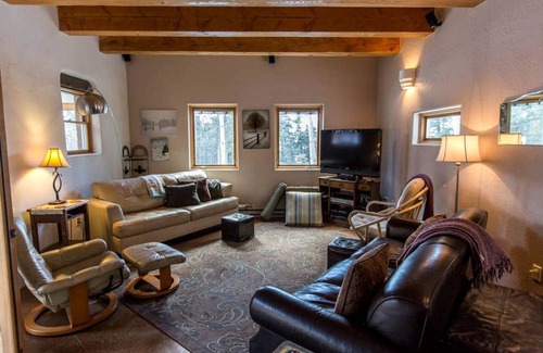 Angel Fire Villa | Villa ∙ 4 bedrooms ∙ 16 guests