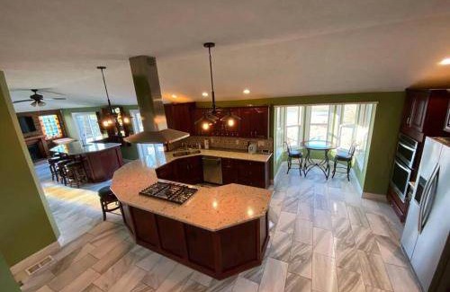 Port Ontario Villa | Villa ∙ 5 bedrooms ∙ 12 guests