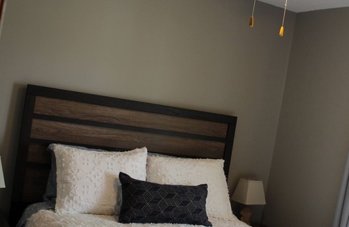 Wabasha Condo | 1 Bed, 1 Bath, Queen pull out.Sleeps 4. Boat slip included