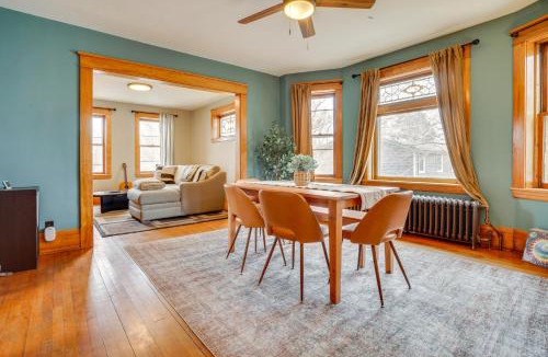 North End Apartment | 1 Mi to Como Park WFH-Friendly Saint Paul Duplex!