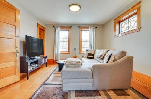North End Apartment | 1 Mi to Como Park WFH-Friendly Saint Paul Duplex!