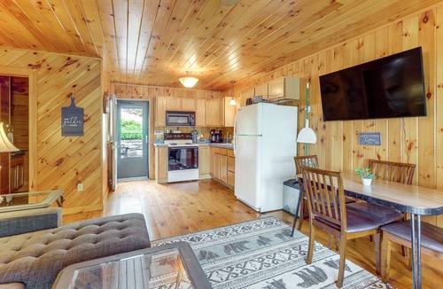 Lake George House | 1 Mi to Village: Waterfront Oasis in Lake George!