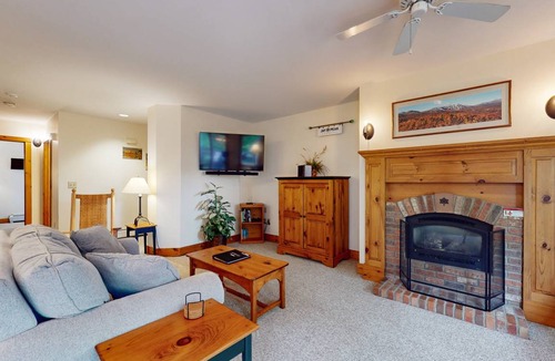 North Troy Condo | 101 m² Condo ∙ 2 bedrooms ∙ 6 guests