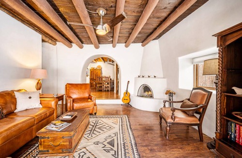 Taos House | 102 m² House ∙ 2 bedrooms ∙ 4 guests
