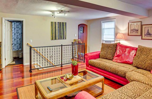 Golden Valley House | 102 m² House ∙ 3 bedrooms ∙ 5 guests