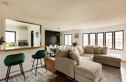 Triangle Apartment | 104 m² Apartment ∙ 2 bedrooms ∙ 4 guests