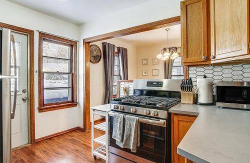 St. Anthony Park House | 111 m² House ∙ 2 bedrooms ∙ 4 guests